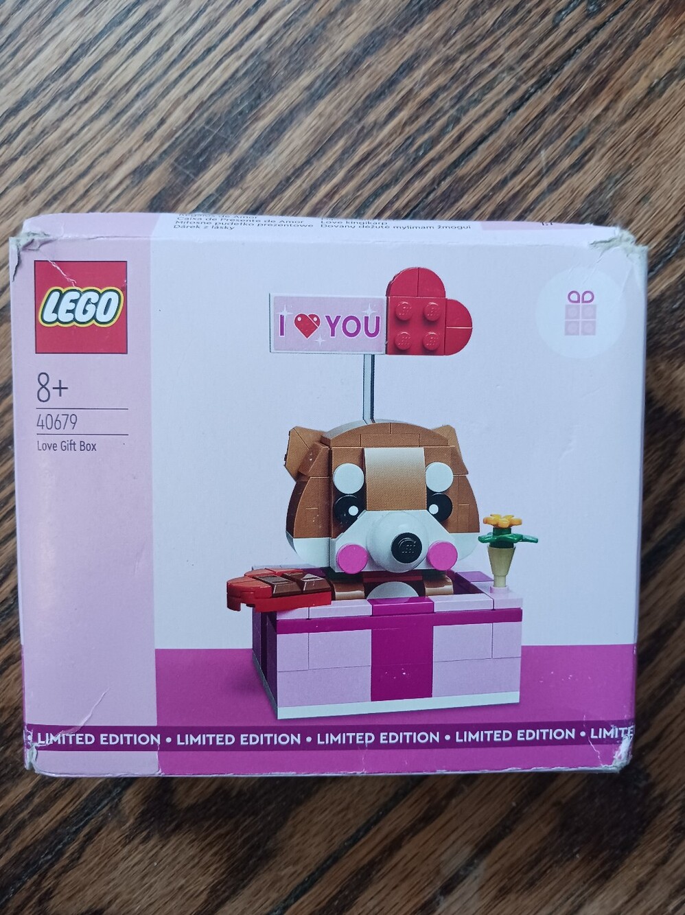 LEGO LOVE GIFT BOX Limited Ed. Valentine Set New Sealed 159 PCS *Damaged Box